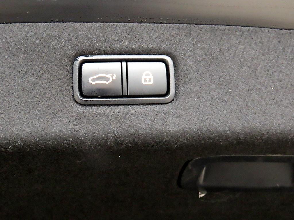 Genesis EQ900 2016 Negro - Importación desde Corea - HF Imports Iquique - Foto 17