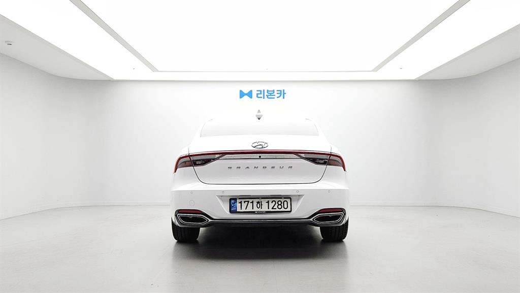 HYUNDAI Grandeur - Vista 5