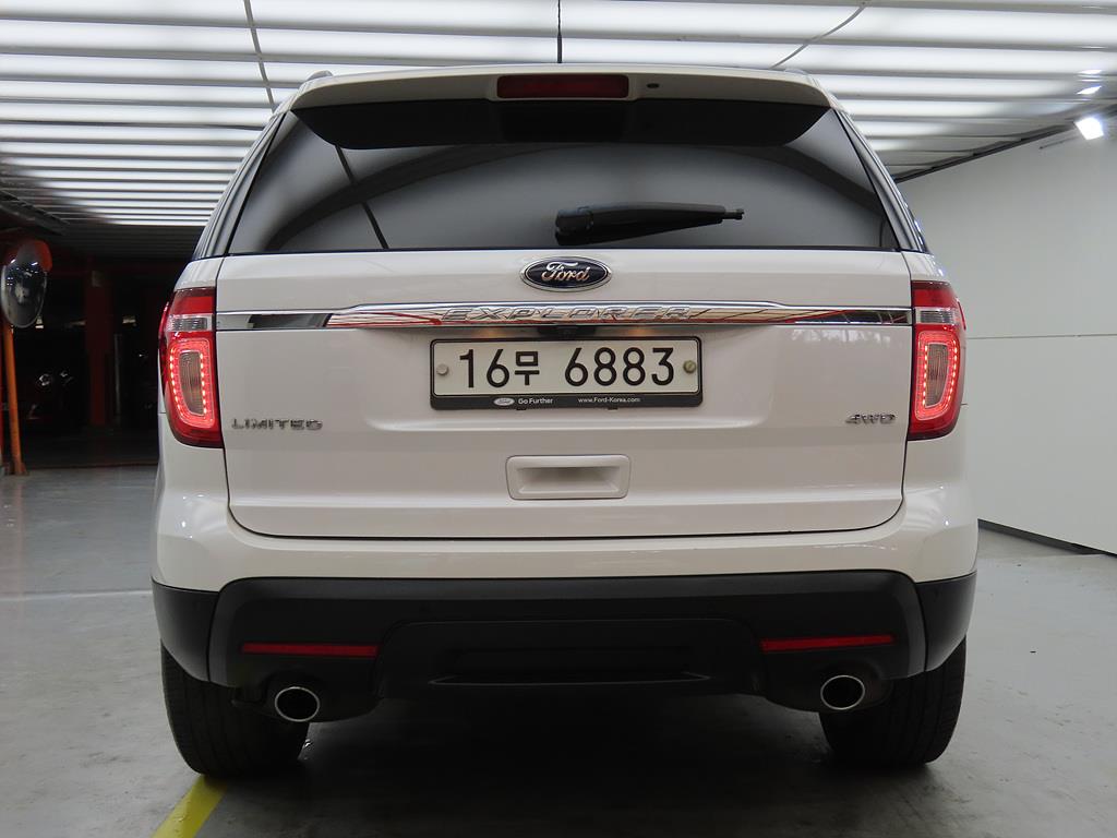 Ford Explorer - Vista 4