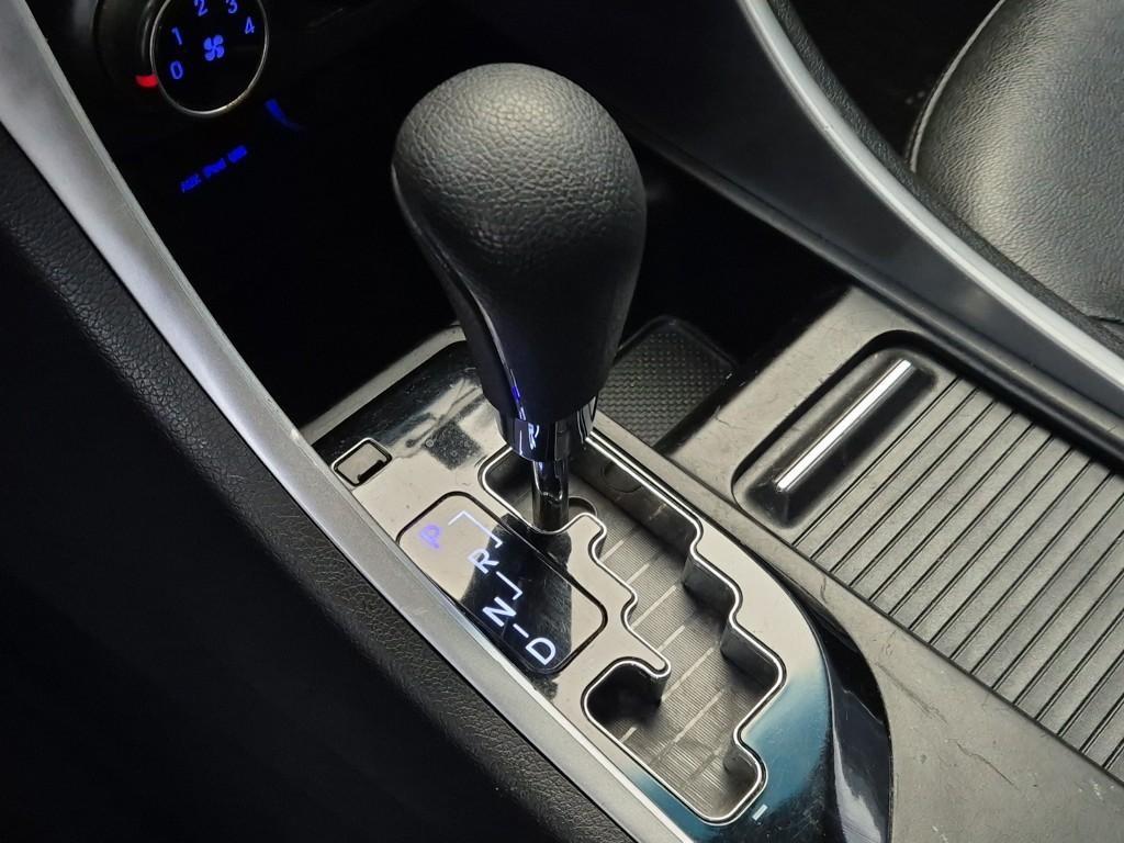 HYUNDAI Sonata - Vista 8
