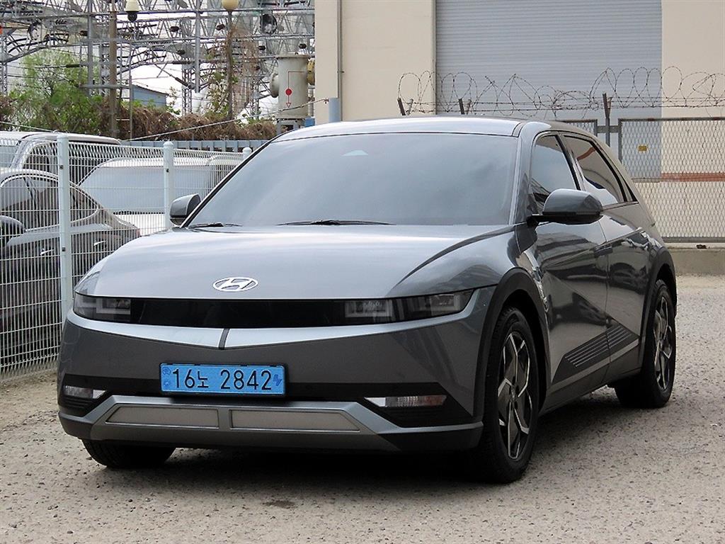 HYUNDAI Ioniq 5 - Vista 2
