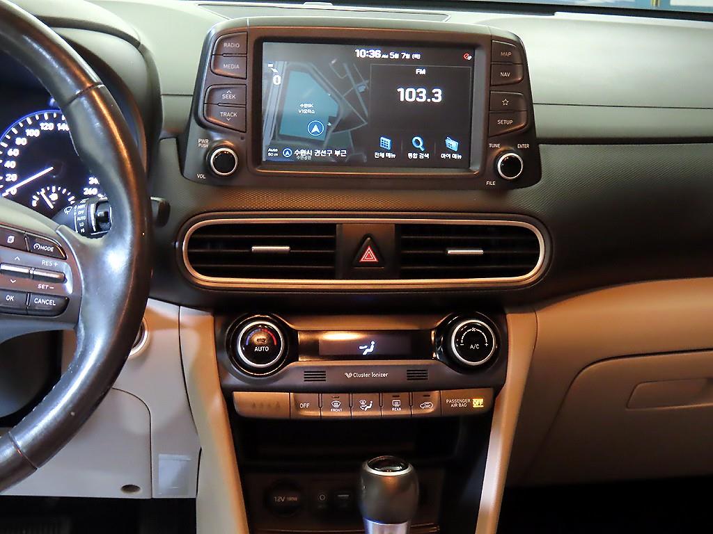 HYUNDAI Kona - Vista 11