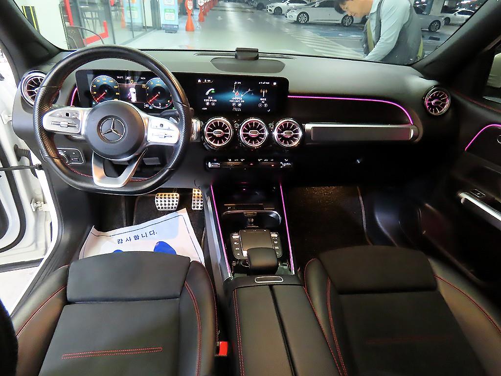 Mercedes Benz GLB Class - Vista 10