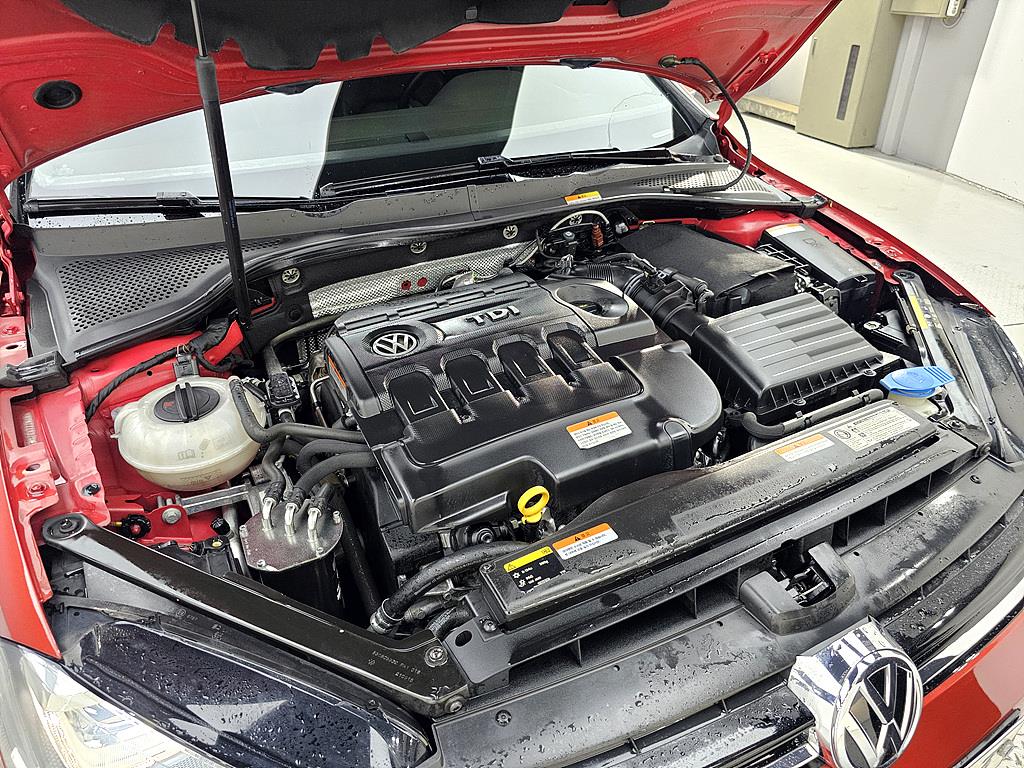 Volkswagen Golf - Vista 6