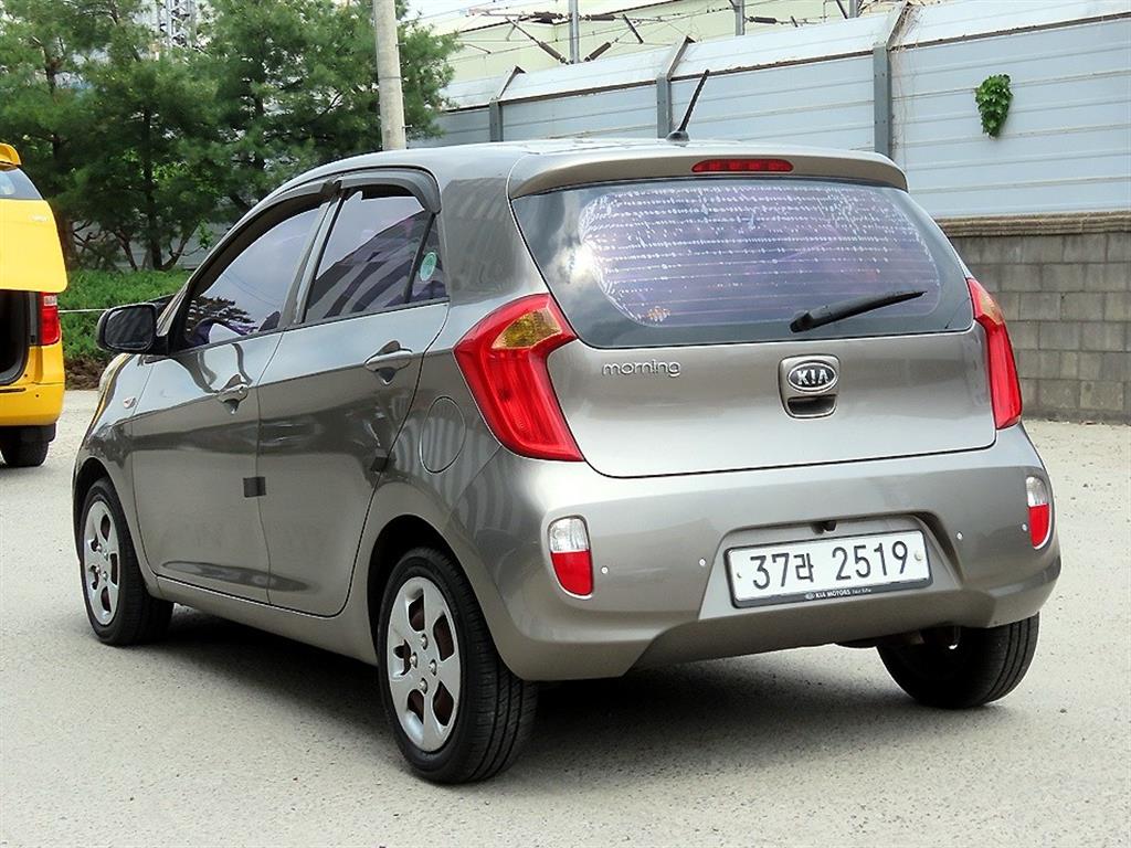 KIA Morning - Vista 3