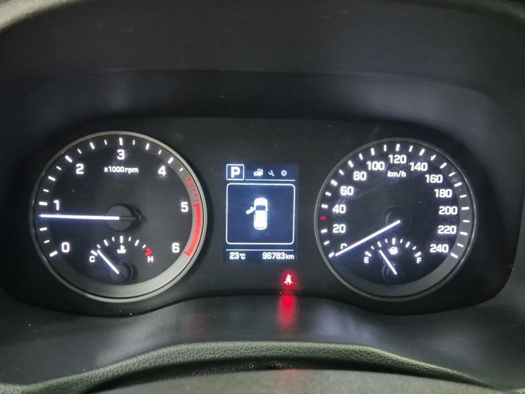 HYUNDAI Tucson - Vista 6