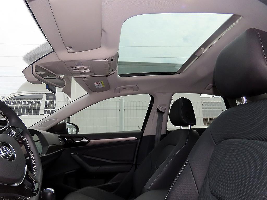 Volkswagen Jetta 2021 Negro - Importación desde Corea - HF Imports Iquique - Foto 17