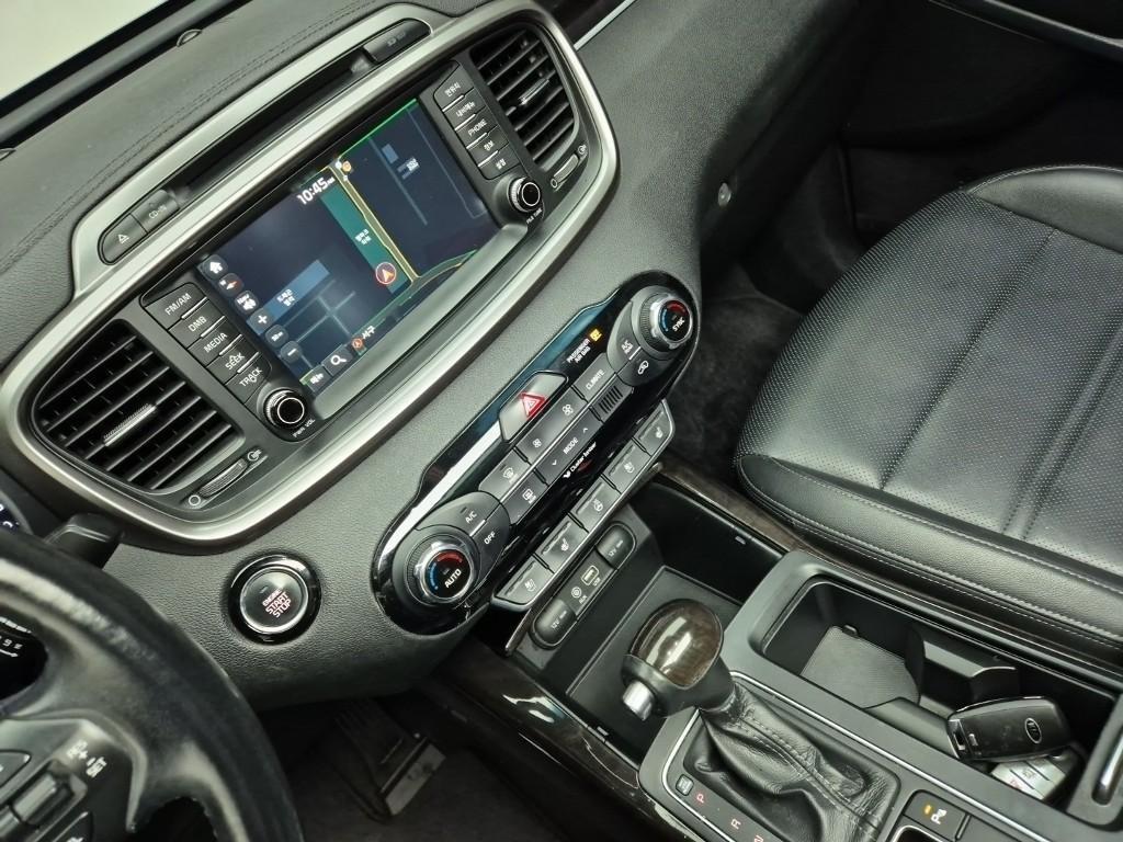 KIA Sorento - Vista 10
