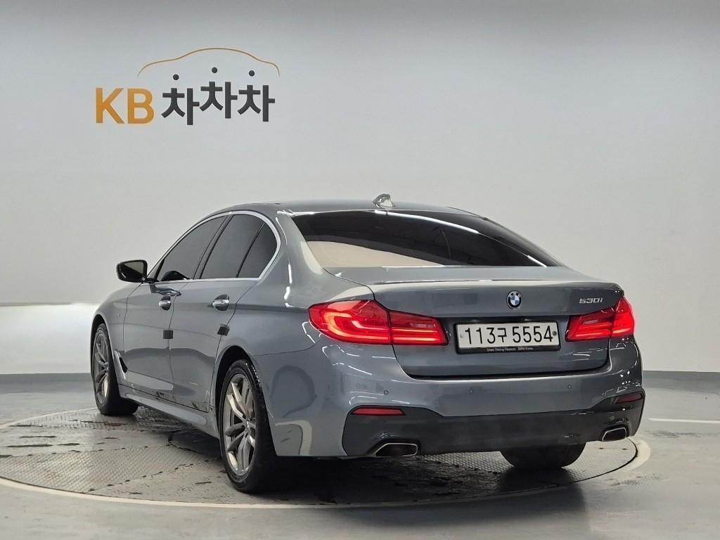 BMW 5 Series - Vista 3