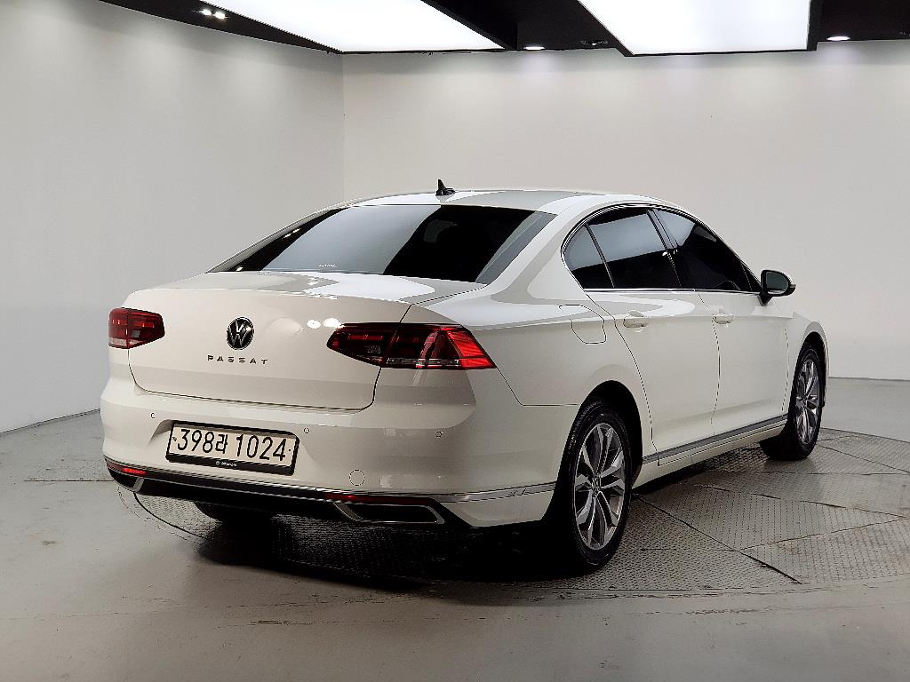 Volkswagen Passat - Vista 4