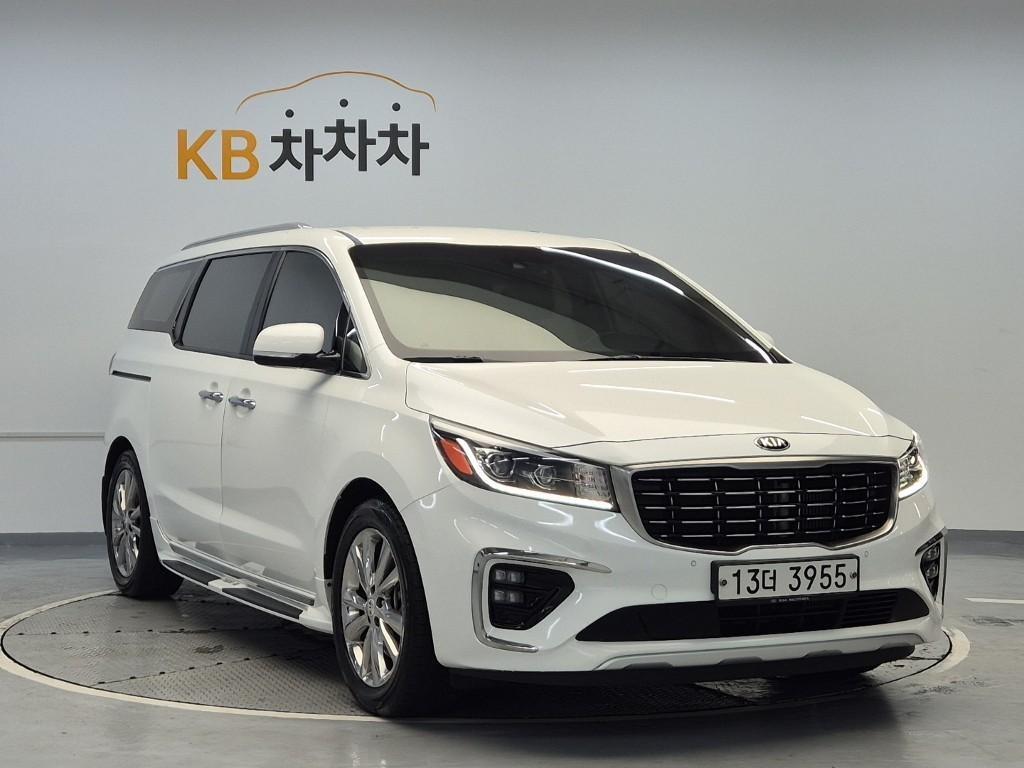 KIA Carnival - Vista 2