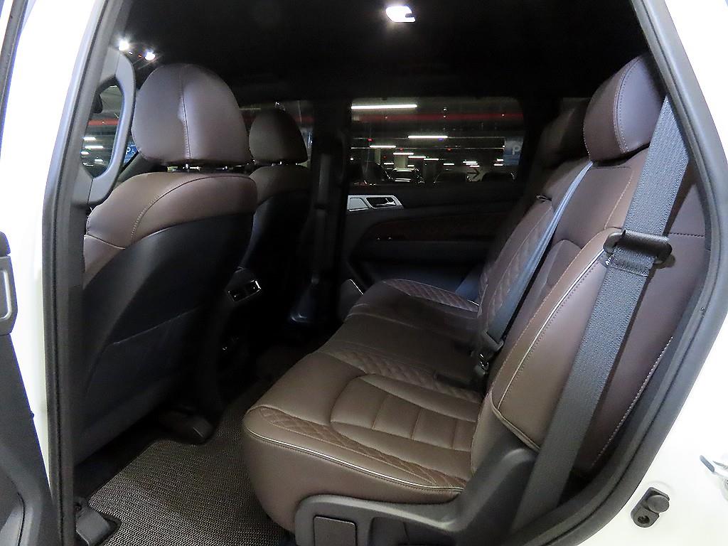 Ssangyong Rexton - Vista 7