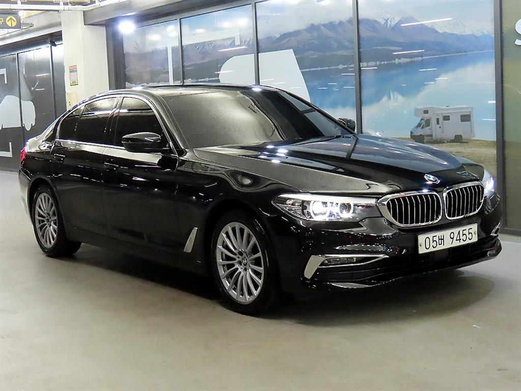 BMW 5 Series 2019 Negro - Importación desde Corea - HF Imports Iquique - Foto 1
