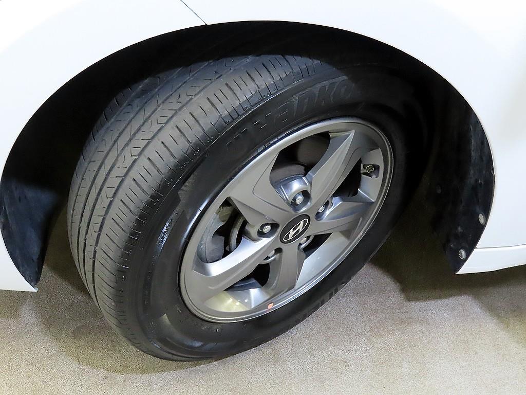 HYUNDAI Avante 2017 Blanco - Importación desde Corea - HF Imports Iquique - Foto 19