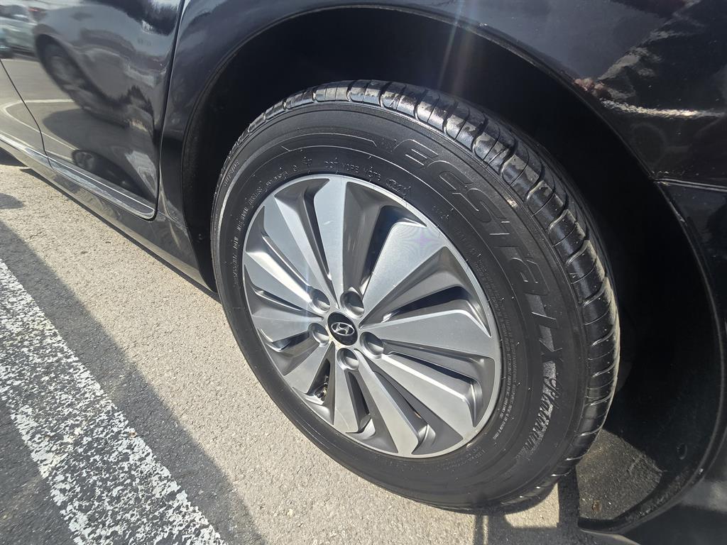 HYUNDAI Grandeur 2015 Negro - Importación desde Corea - HF Imports Iquique - Foto 19