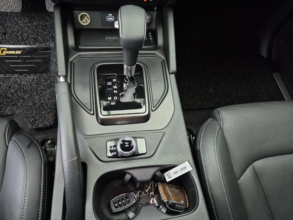 Ssangyong Rexton - Vista 8