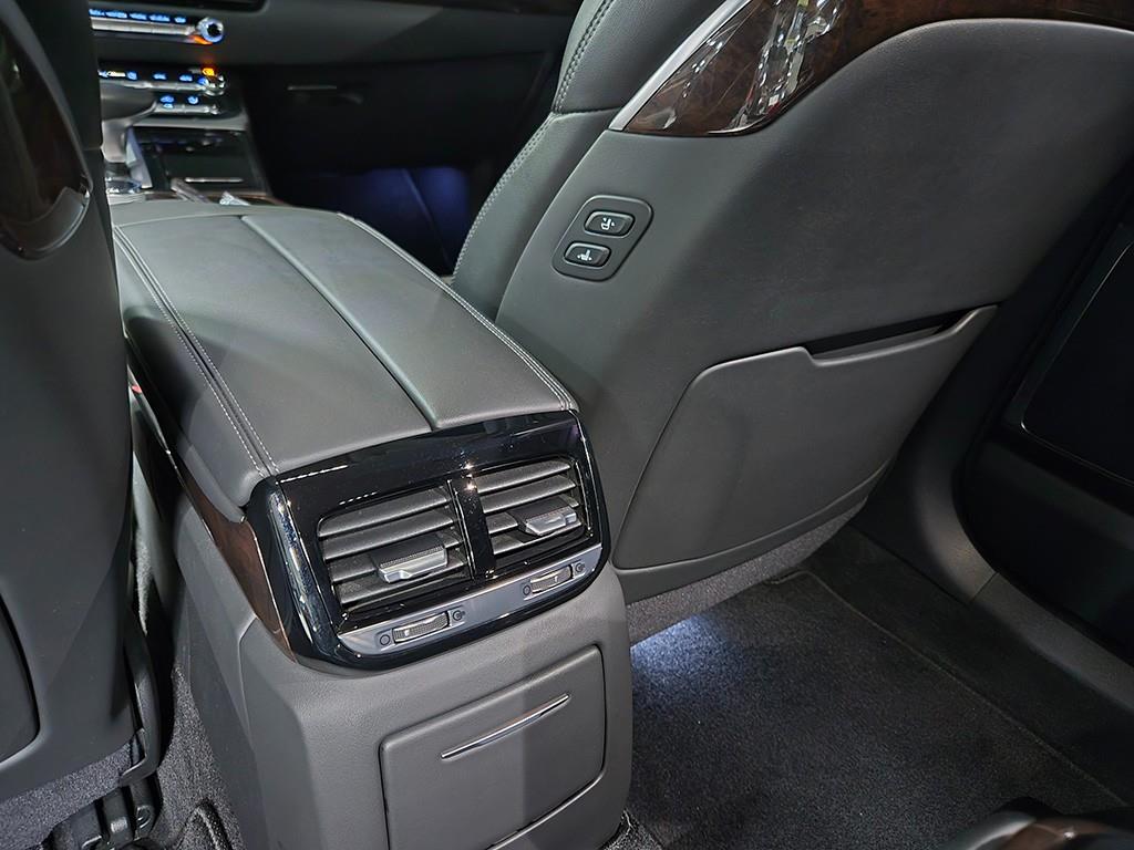 Genesis EQ900 2018 Negro - Importación desde Corea - HF Imports Iquique - Foto 15