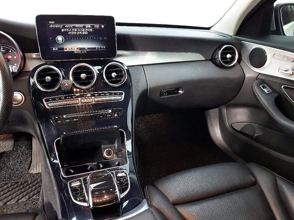 Mercedes Benz C Class - Vista 10