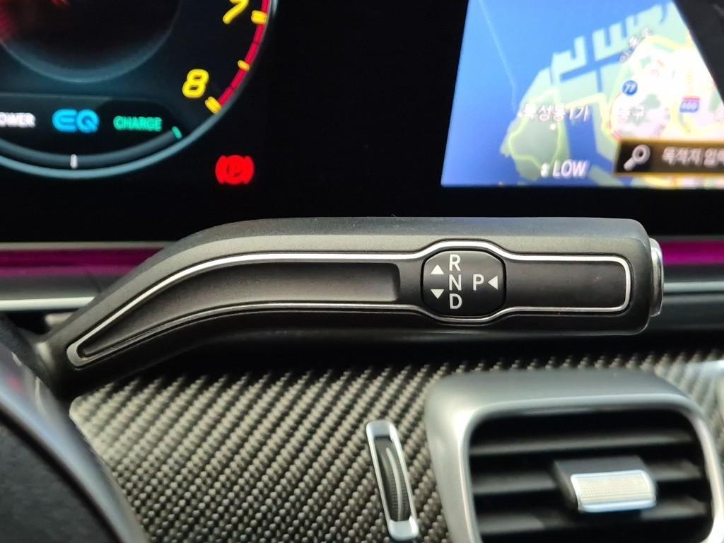 Mercedes Benz GLE Class - Vista 8