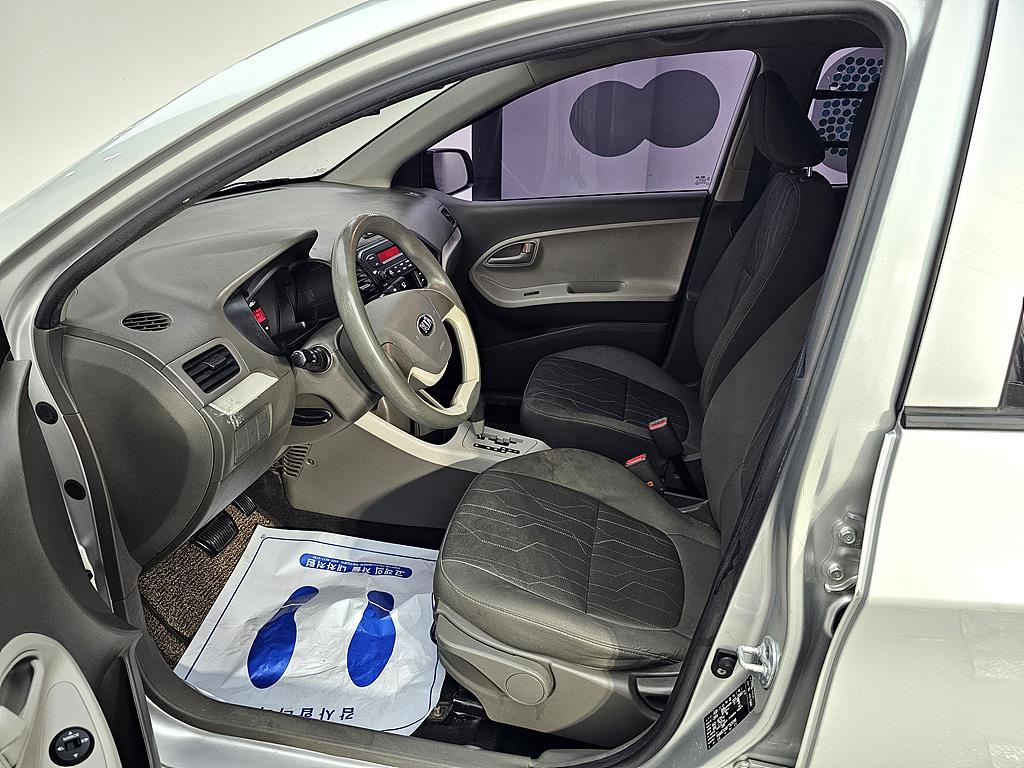 KIA Morning - Vista 8