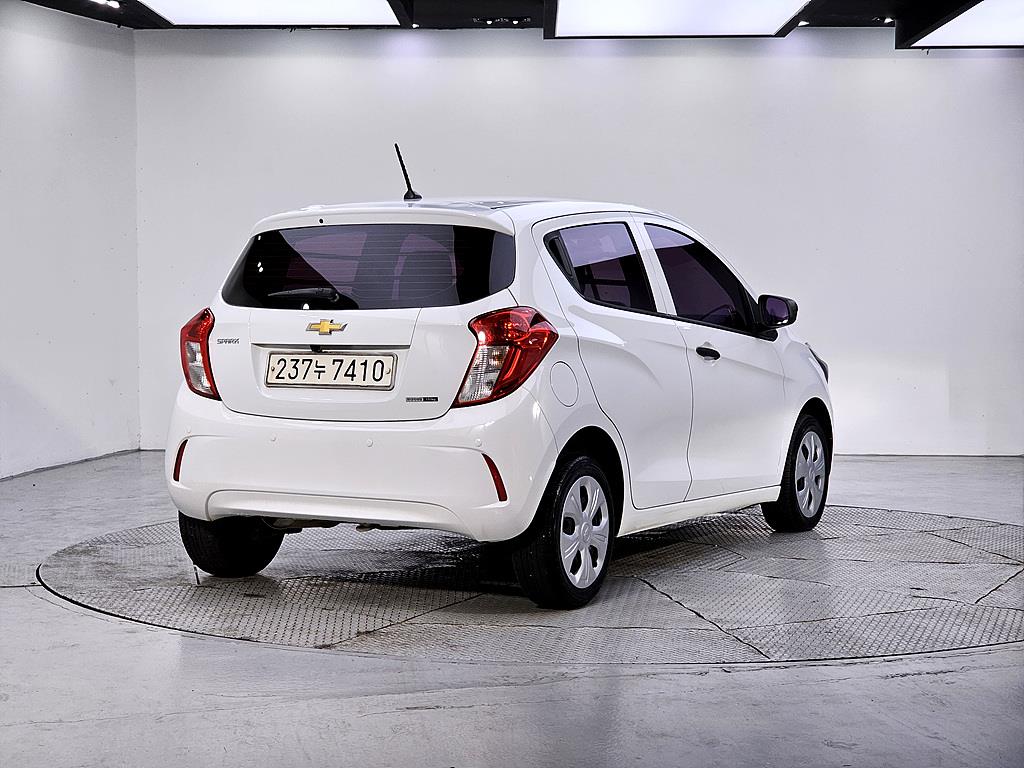 Chevrolet Spark - Vista 4