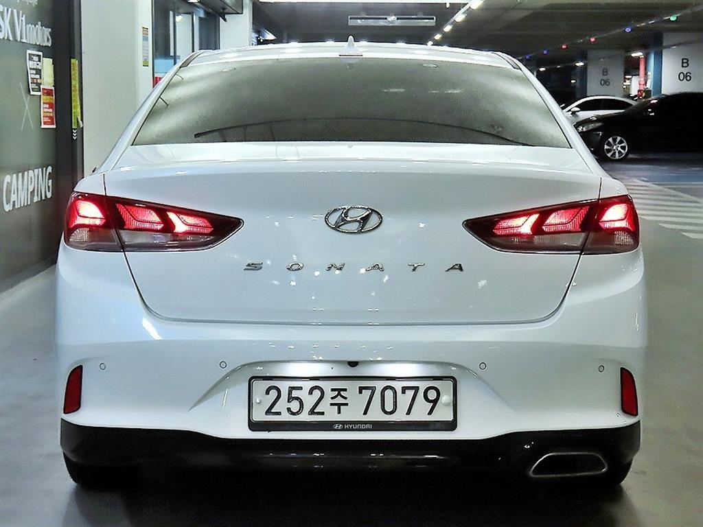 HYUNDAI Sonata - Vista 5
