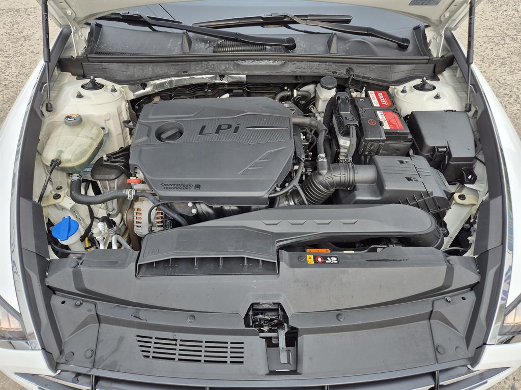 HYUNDAI Sonata - Vista 5