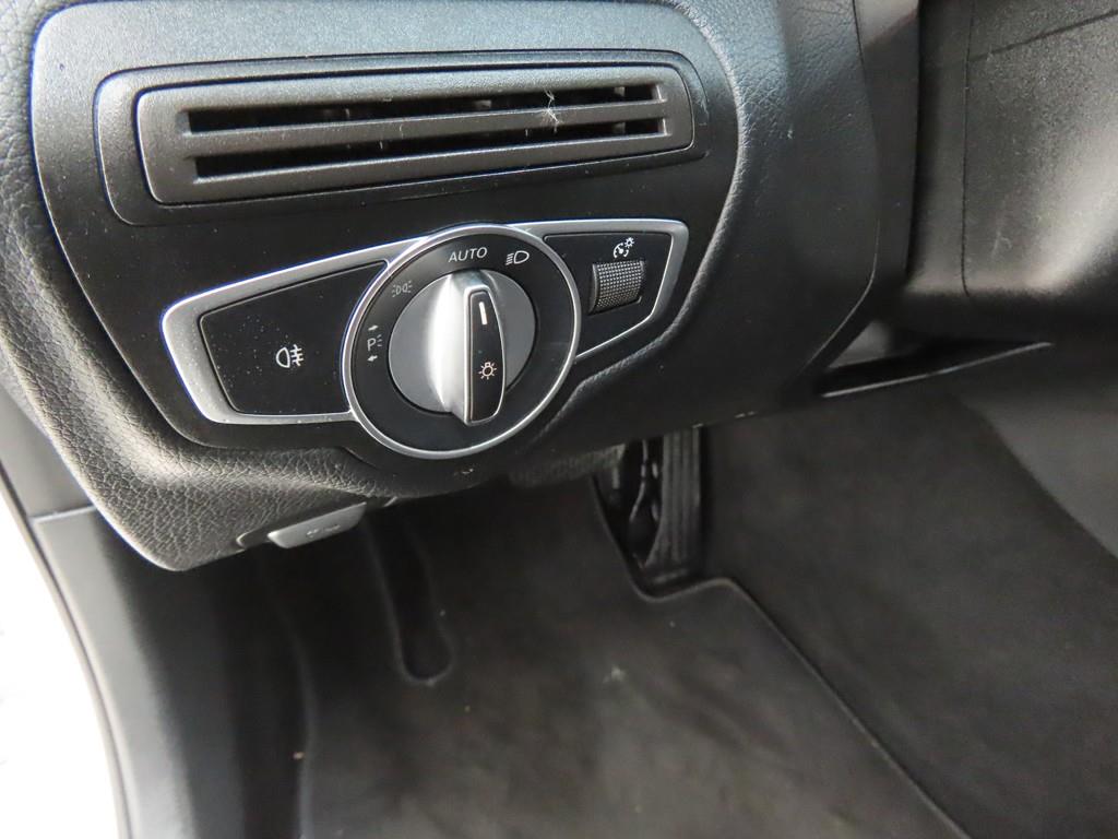 Mercedes Benz C Class - Vista 10