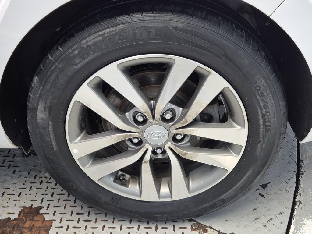 HYUNDAI i30 2018 Blanco - Importación desde Corea - HF Imports Iquique - Foto 20