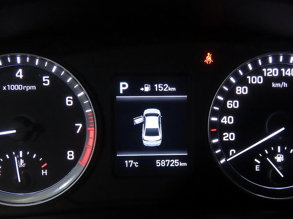 HYUNDAI Sonata - Vista 9