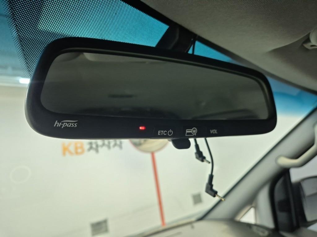 HYUNDAI Starex 2019 Gris - Importación desde Corea - HF Imports Iquique - Foto 16
