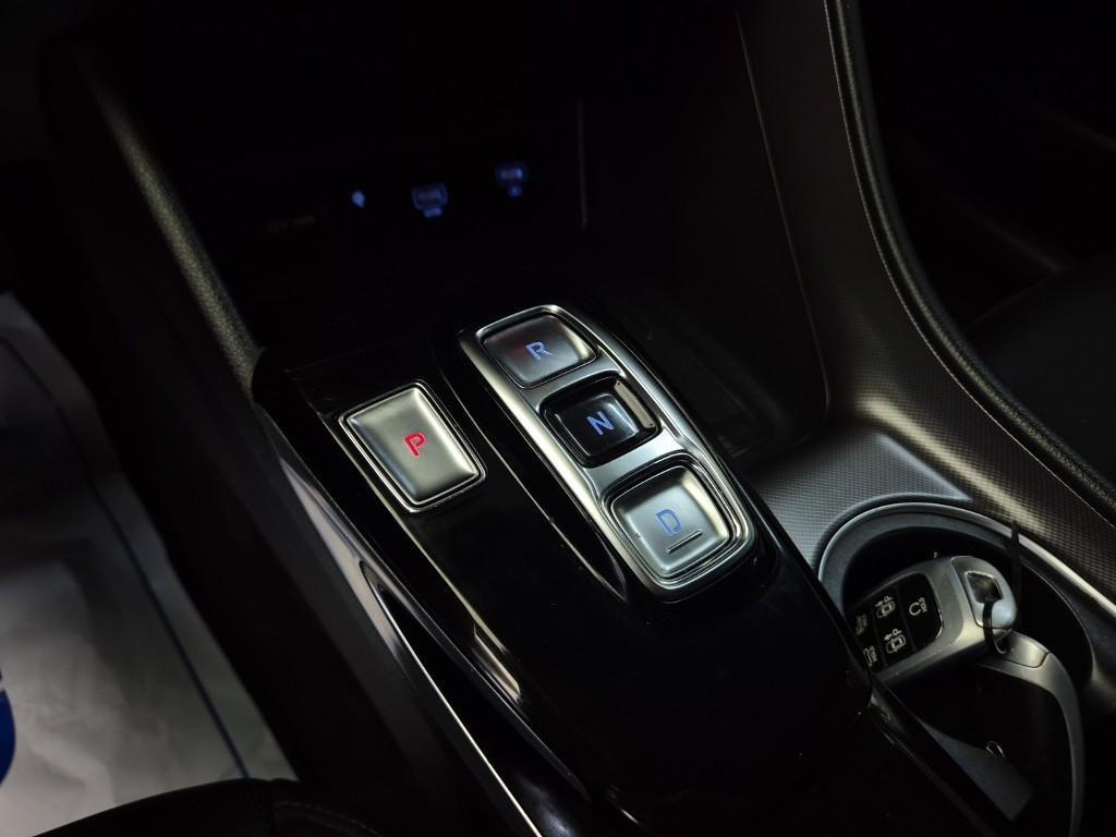HYUNDAI Sonata - Vista 10