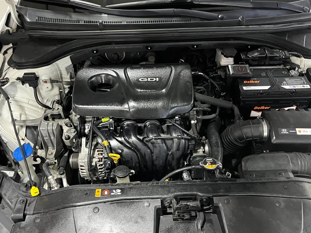 HYUNDAI Avante 2017 Blanco - Importación desde Corea - HF Imports Iquique - Foto 17