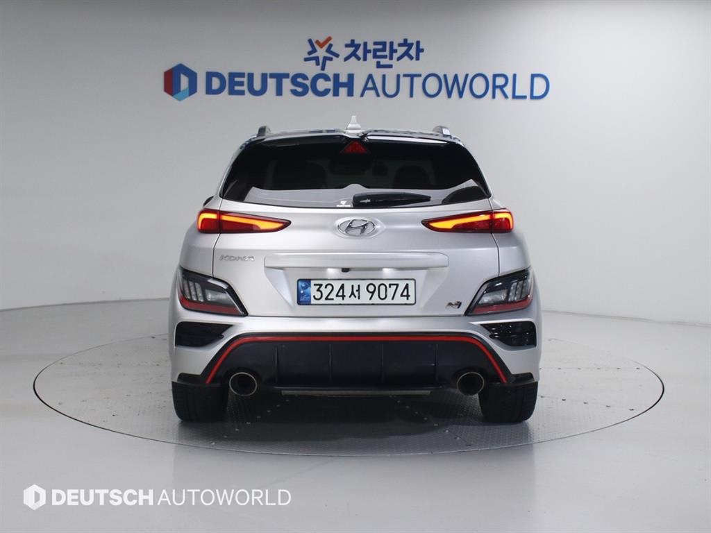HYUNDAI Kona - Vista 4