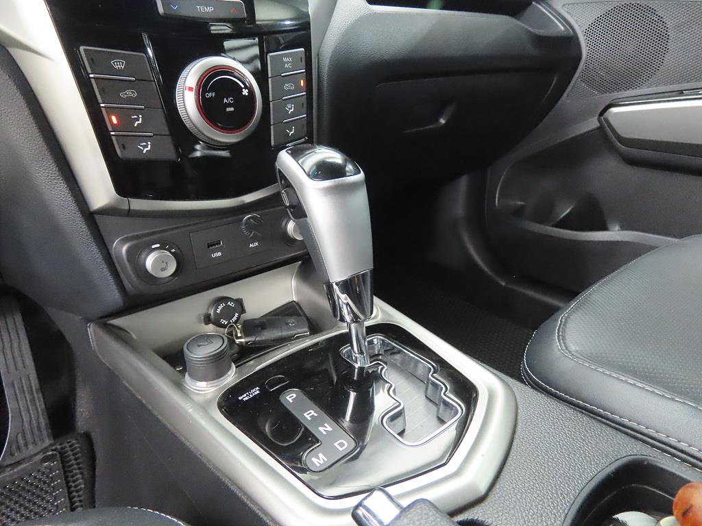 Ssangyong Tivoli - Vista 11