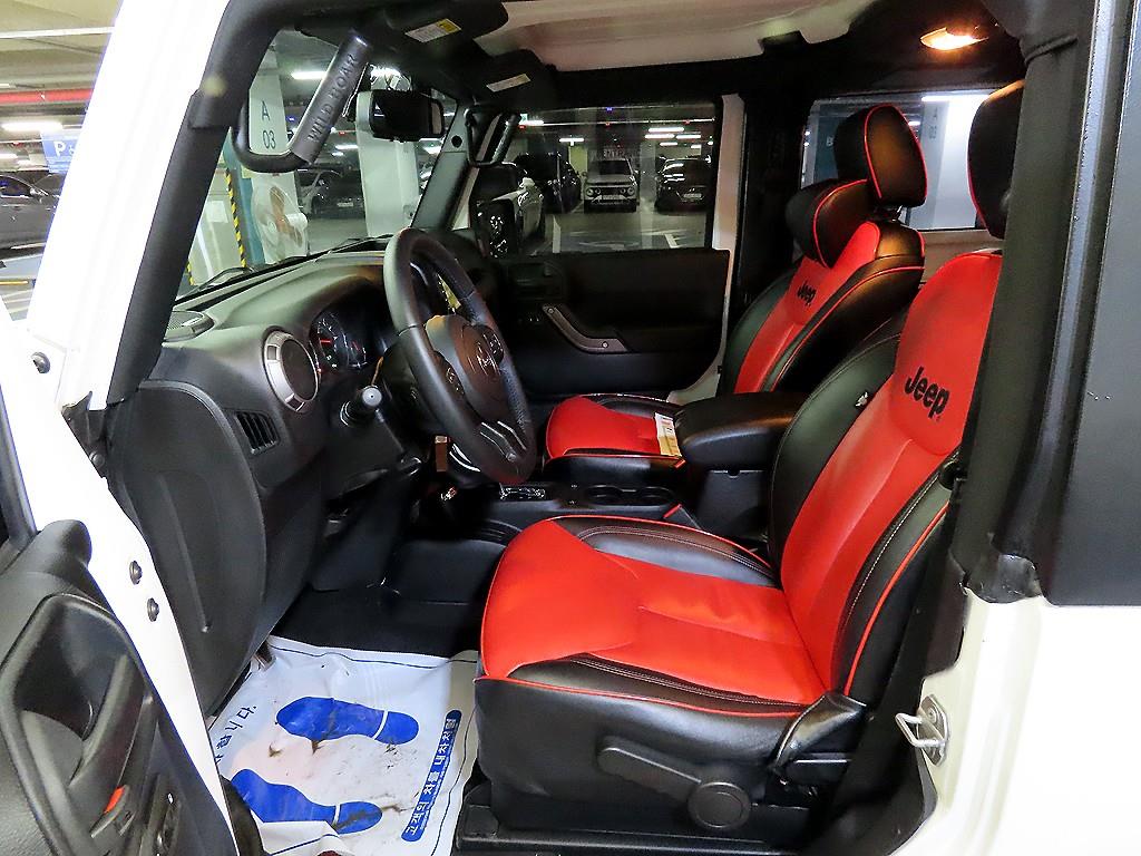 Jeep Wrangler - Vista 6