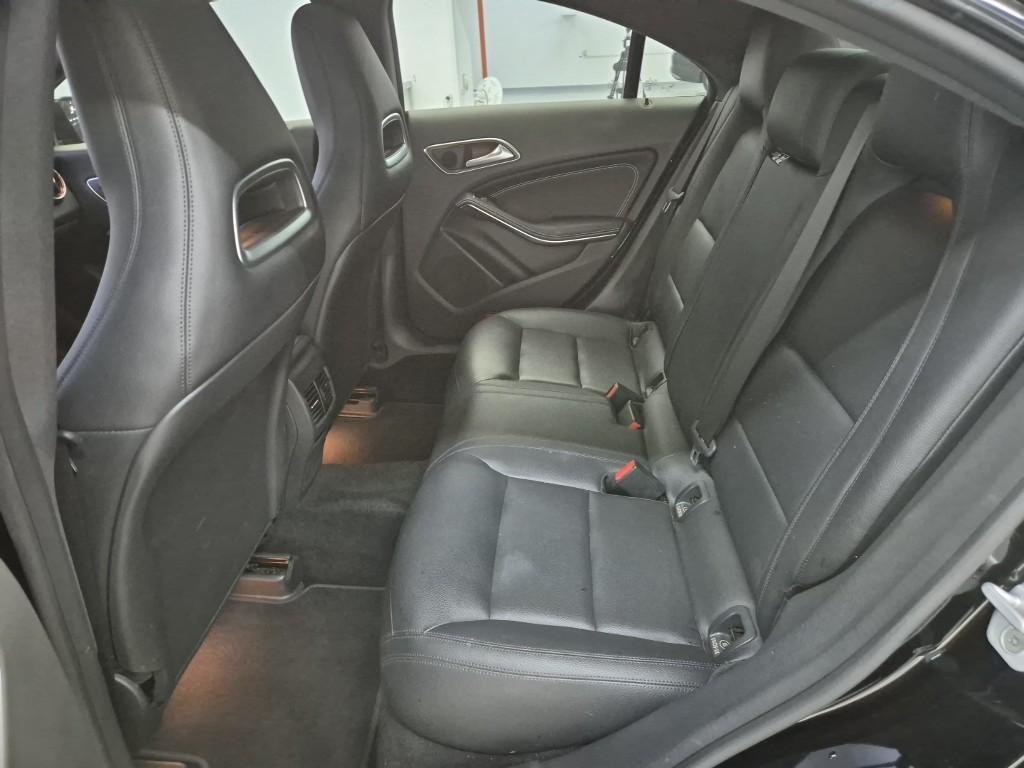 Mercedes Benz CLA Class - Vista 12