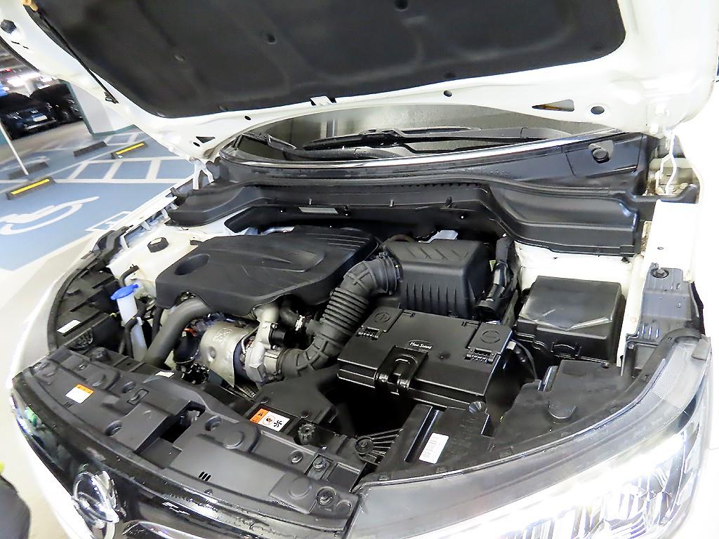 Ssangyong Tivoli 2022 Blanco - Importación desde Corea - HF Imports Iquique - Foto 19