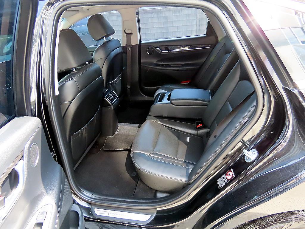 HYUNDAI Grandeur - Vista 6