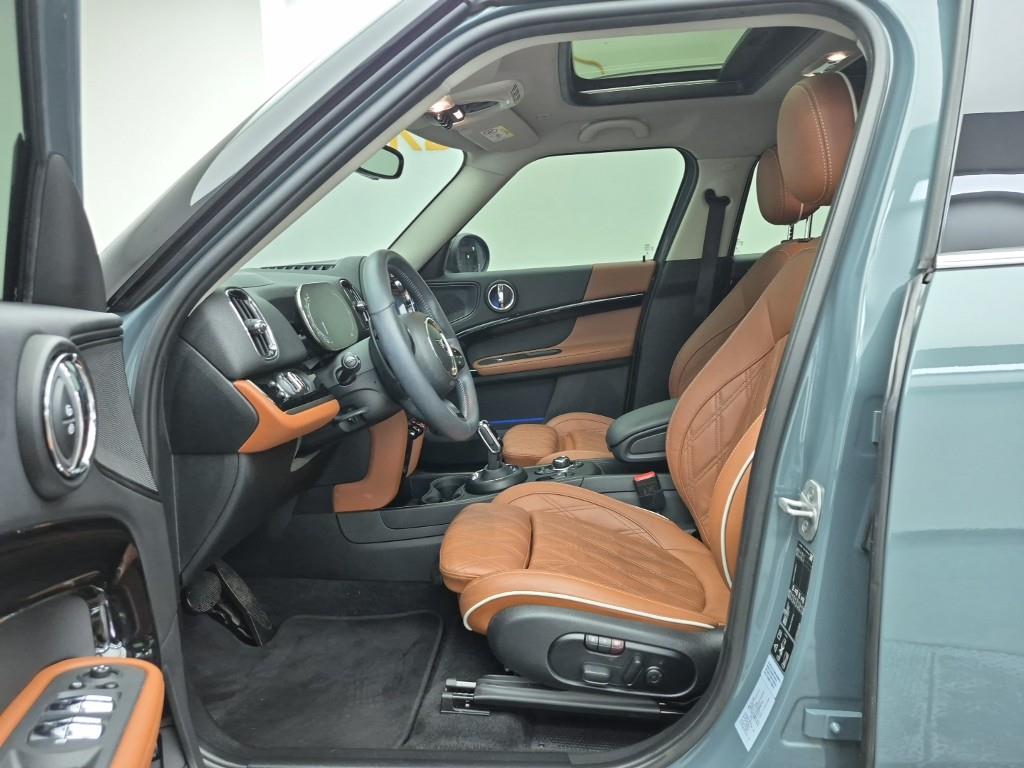 Mini Countryman - Vista 11