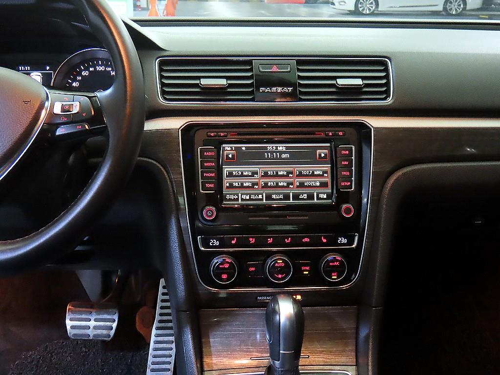 Volkswagen Passat - Vista 11