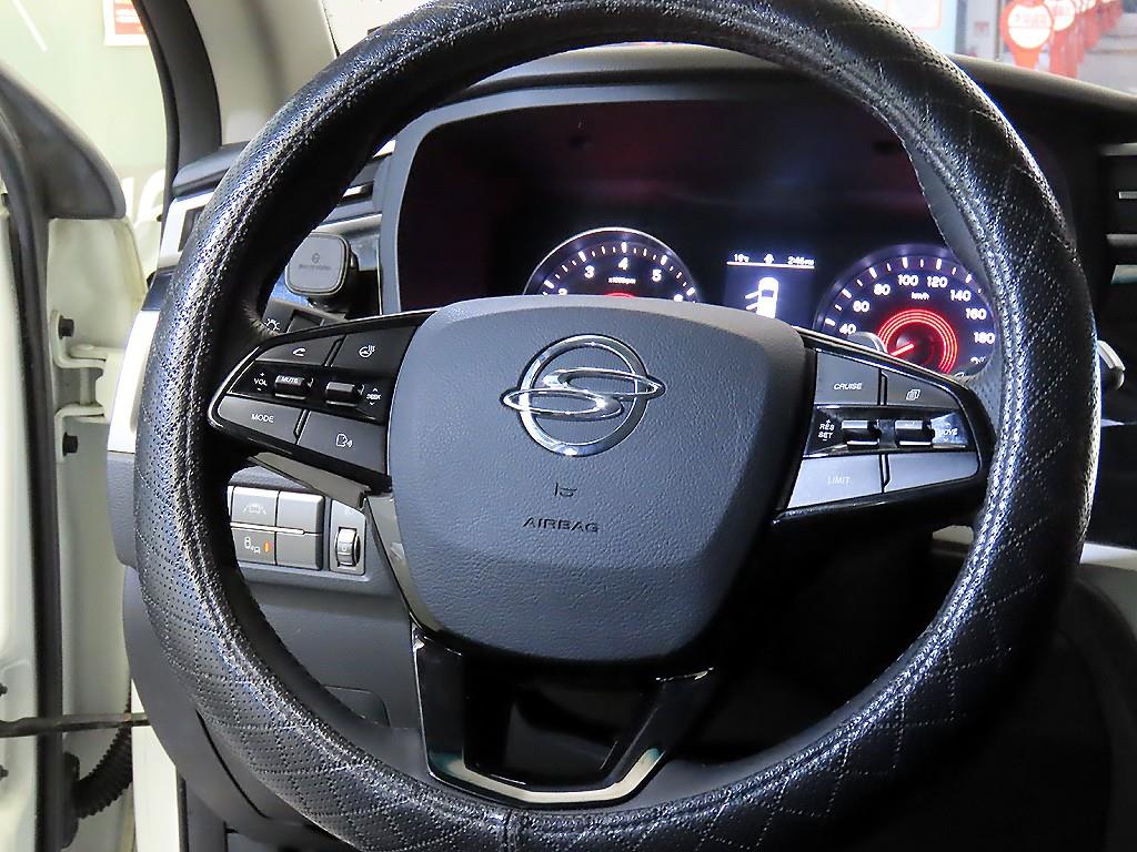 Ssangyong Korando - Vista 8