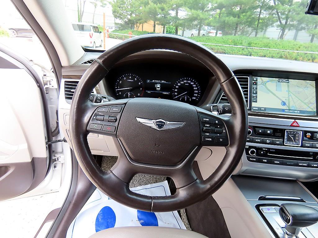 Genesis G80 - Vista 8
