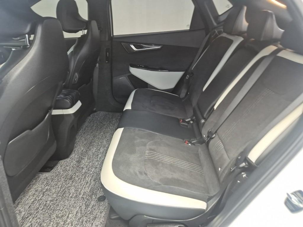 KIA EV6 - Vista 12