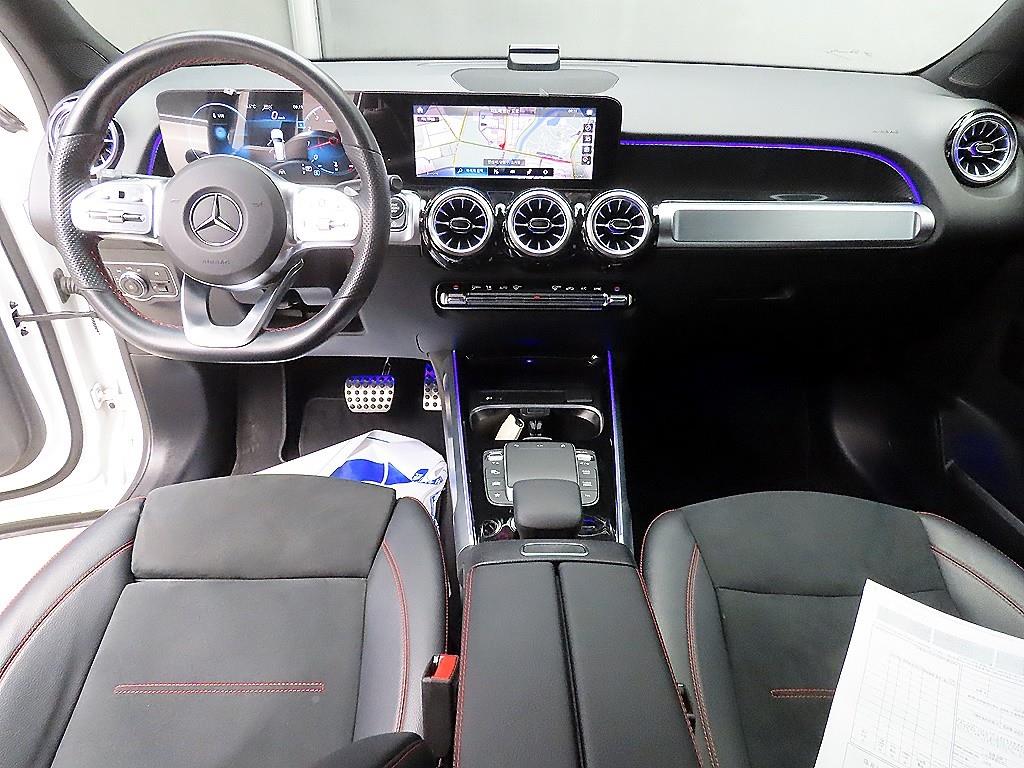 Mercedes Benz GLB Class - Vista 7