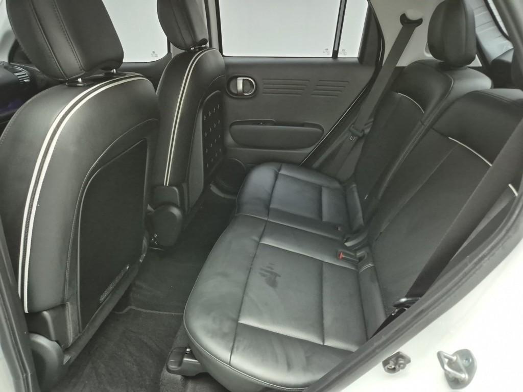 HYUNDAI Casper - Vista 12