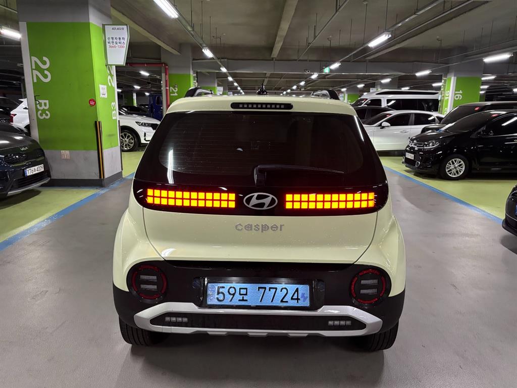 HYUNDAI Casper - Vista 4