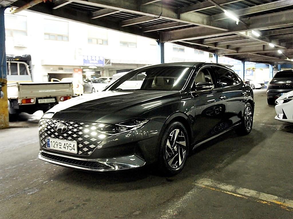 HYUNDAI Grandeur - Vista 3