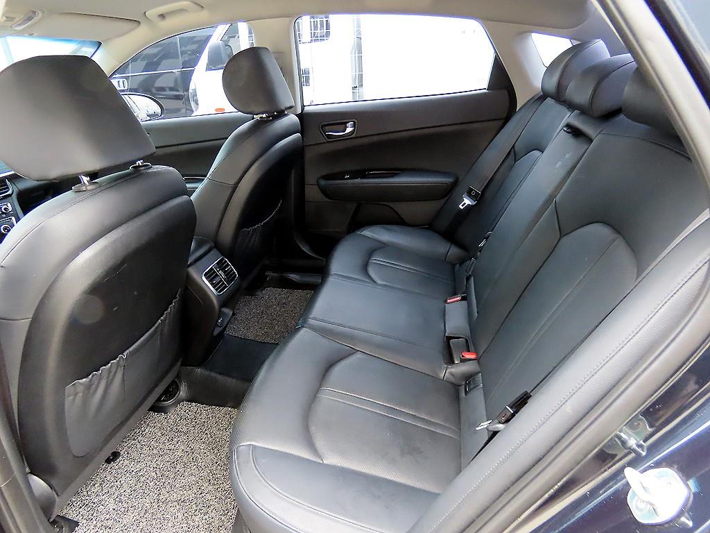 KIA K5 - Vista 6