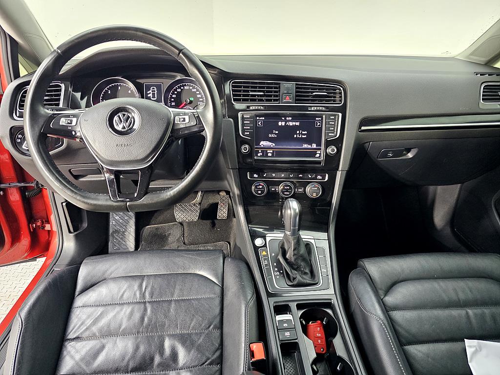 Volkswagen Golf - Vista 5